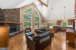 75 N Forest Dr, Wintergreen, VA 22967 - Photo 2