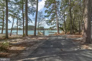 672 Taskmaker Ln, Reedville, VA 22539 - Photo 104