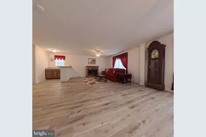 110 E Harbor Dr, Reedville, VA 22539 - Photo 16