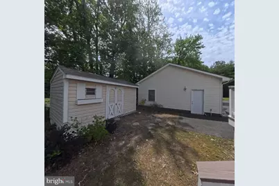 110 E Harbor Dr, Reedville, VA 22539 - Photo 24