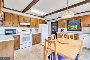 142 Bridge Ln, Reedville, VA 22539 - Photo 4