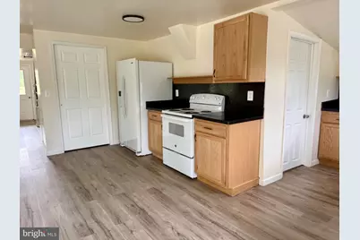 439 Valley Drive, Callao, VA 22435 - Photo 6
