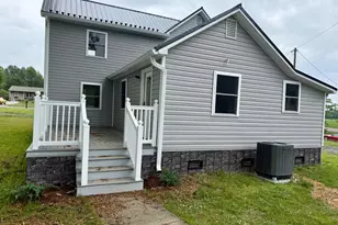 439 Valley Dr, Callao, VA 22435 - Photo 4