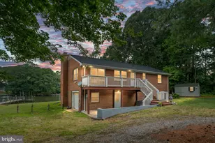 279 Harbor Dr, Reedville, VA 22539 - Photo 4