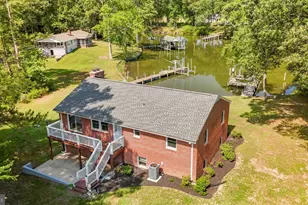 279 Harbor Dr, Reedville, VA 22539 - Photo 2