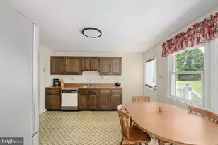279 Harbor Dr, Reedville, VA 22539 - Photo 18