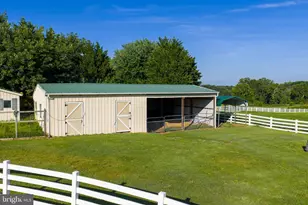 27472 Strawberry Hill Rd, Rhoadesville, VA 22542 - Photo 12