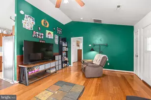 9408 Stonegate Ln, Rhoadesville, VA 22542 - Photo 4