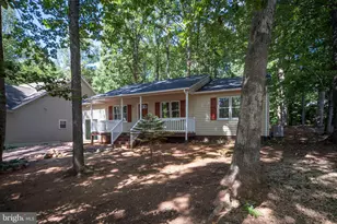 303 Mt Pleasant Dr, Locust Grove, VA 22508 - Photo 4