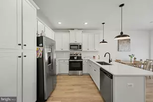 2553 Cougar Ln, Locust Grove, VA 22508 - Photo 4