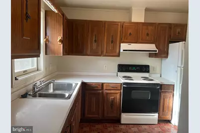 802 Yorktown Boulevard, Locust Grove, VA 22508 - Photo 2