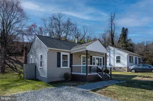 246 Berry St, Orange, VA 22960 - Photo 4