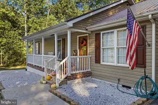 25281 Boling Ln, Rhoadesville, VA 22542 - Photo 2