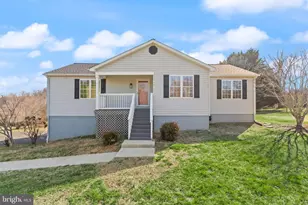 9315 Stonegate Ln, Rhoadesville, VA 22542 - Photo 2