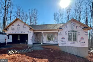 12275 Autumn Rdg Ln, Unionville, VA 22567 - Photo 2