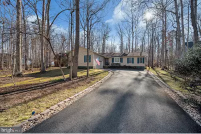 821 Eastover Parkway, Locust Grove, VA 22508 - Photo 2