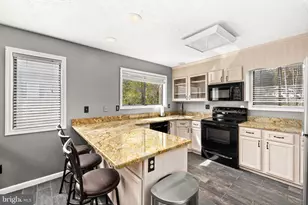 128 Harrison Cir, Locust Grove, VA 22508 - Photo 6