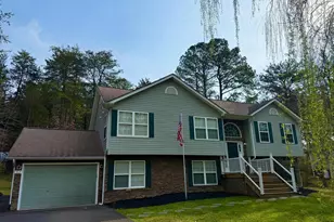 102 Fairfax Ln, Locust Grove, VA 22508 - Photo 1