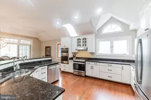 112 Confederate Cir, Locust Grove, VA 22508 - Photo 10