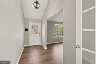 627 Mt Pleasant Dr, Locust Grove, VA 22508 - Photo 4