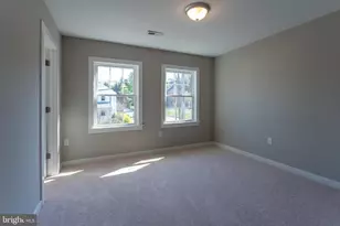 136 S Almond St, Orange, VA 22960 - Photo 32