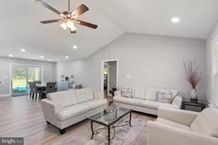 1906 Lakeview Pkwy, Locust Grove, VA 22508 - Photo 10