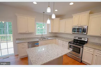 526 Monticello Circle, Locust Grove, VA 22508 - Photo 8