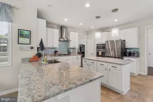 2446 Towering Oak Ct, Locust Grove, VA 22508 - Photo 2