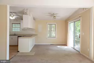 207 Creekside Dr, Locust Grove, VA 22508 - Photo 10