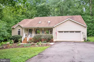 2402 Lakeview Pkwy, Locust Grove, VA 22508 - Photo 2