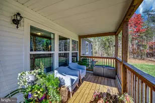 5120 Burr Hill Rd, Rhoadesville, VA 22542 - Photo 2