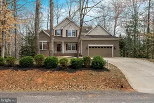 100 Crystal Ct, Locust Grove, VA 22508 - Photo 2