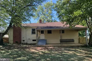 356 Jefferson St, Orange, VA 22960 - Photo 2
