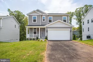 35606 Pine Needle Ln, Locust Grove, VA 22508 - Photo 1