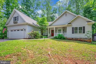 106 Cloverhill Ct, Locust Grove, VA 22508 - Photo 2