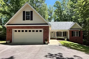 421 Birdie Rd, Locust Grove, VA 22508 - Photo 2
