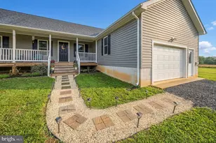 7295 Cornfield Ln, Rhoadesville, VA 22542 - Photo 8
