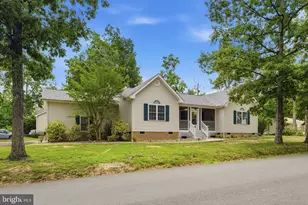 203 Freedom Rd, Locust Grove, VA 22508 - Photo 2