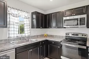 35282 Sara Ct, Locust Grove, VA 22508 - Photo 18