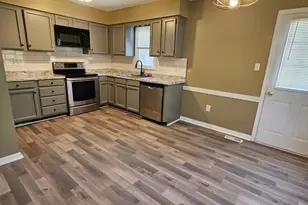 718 Lakeview Pkwy, Locust Grove, VA 22508 - Photo 8