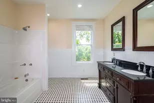 222 W Main St, Orange, VA 22960 - Photo 40