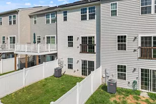 36084 Fawn Ln, Locust Grove, VA 22508 - Photo 4
