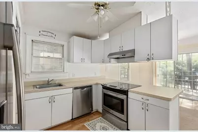 207 Creekside Drive, Locust Grove, VA 22508 - Photo 2