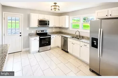 354 Berry Street, Orange, VA 22960 - Photo 4