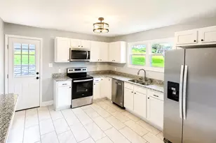 354 Berry St, Orange, VA 22960 - Photo 4