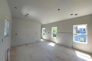 307 Belleview Ave, Orange, VA 22960 - Photo 2