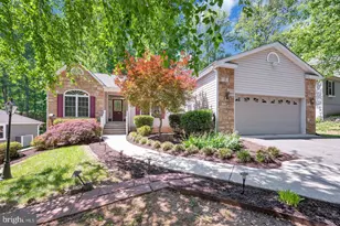 209 Sand Trap Ln, Locust Grove, VA 22508 - Photo 1