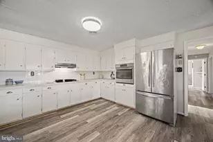 15 Painter St, Luray, VA 22835 - Photo 32