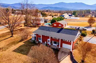 15 Painter St, Luray, VA 22835 - Photo 2