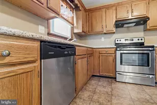 323 Westlu Dr, Luray, VA 22835 - Photo 10